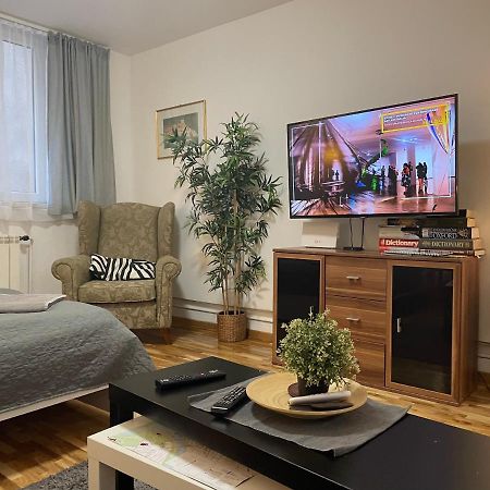 Axis Mundi Apartment Beograd Ngoại thất bức ảnh