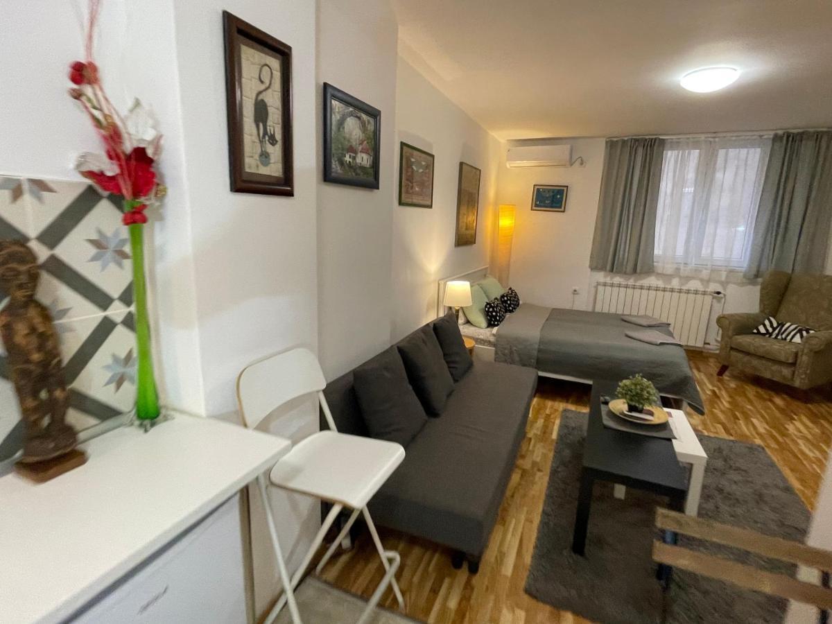 Axis Mundi Apartment Beograd Ngoại thất bức ảnh